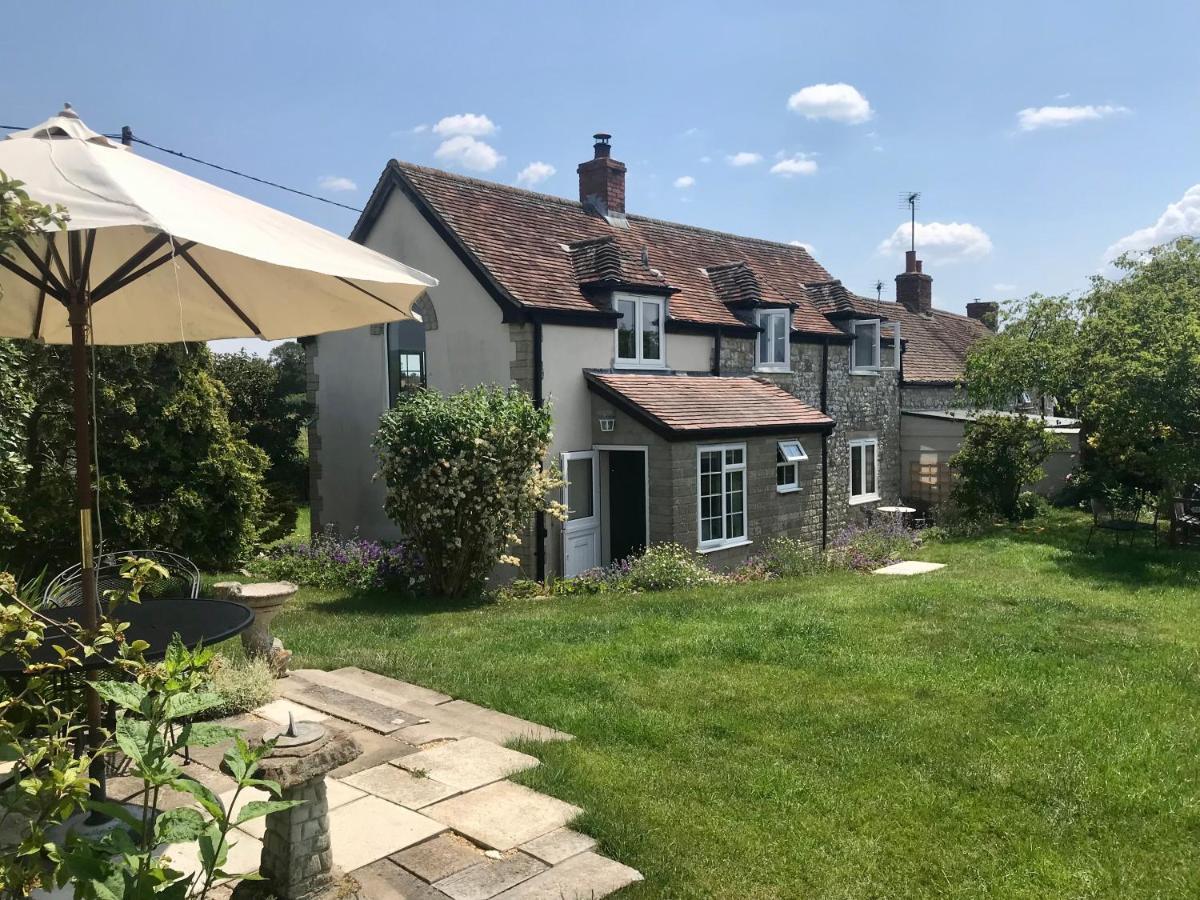 Charming Modernized Country Cottage Near Mere, Wiltshire Mere  Exteriör bild